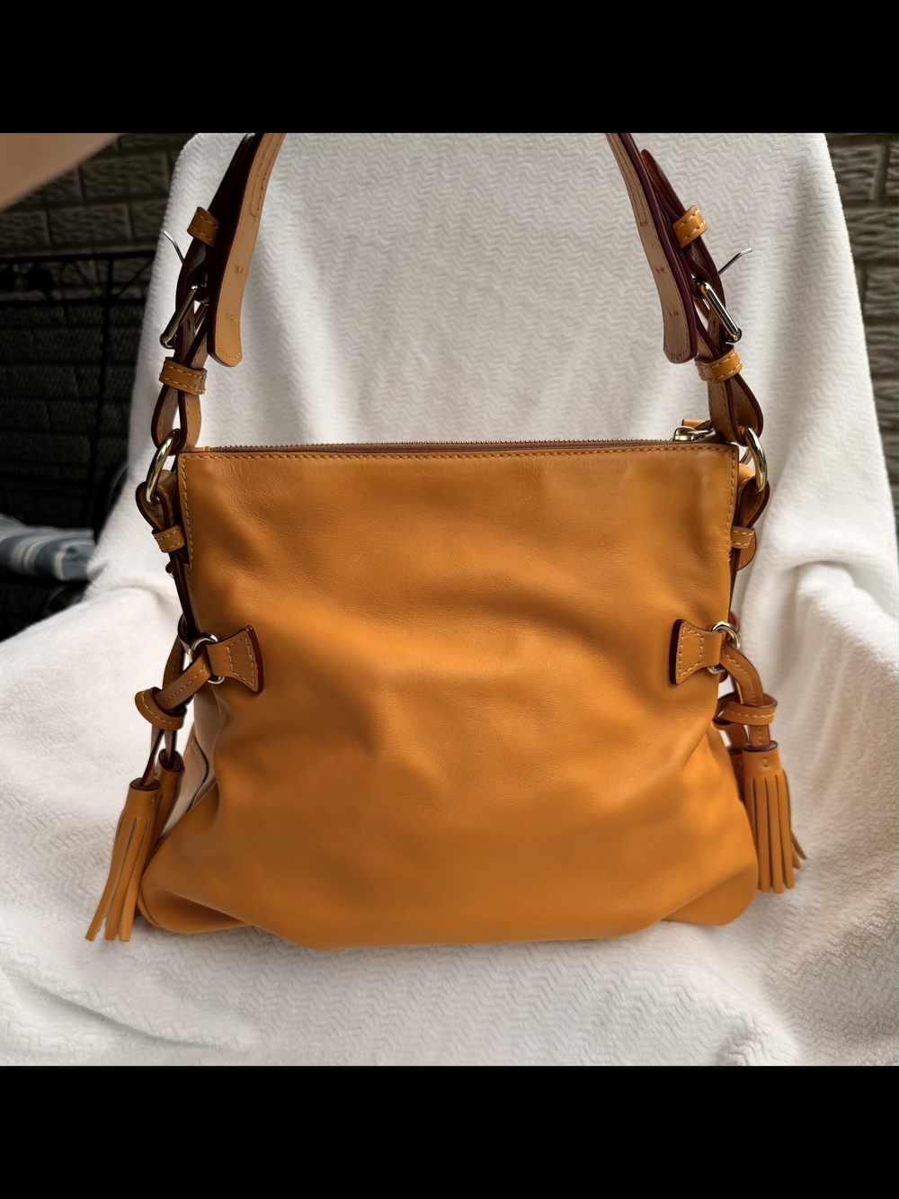 Dooney & Bourke Florentine Teagan 30 - Picture 5 of 14